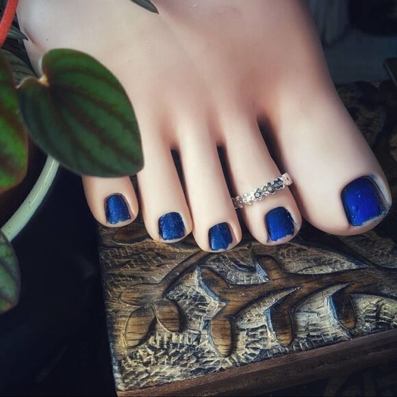 Sterling Silver Flower CZ Band Toe Ring - Picture 2 of 7